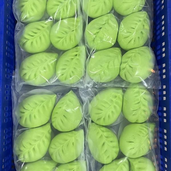 BÁNH BAO NHÂN LÁ DỨA ( LỚN )