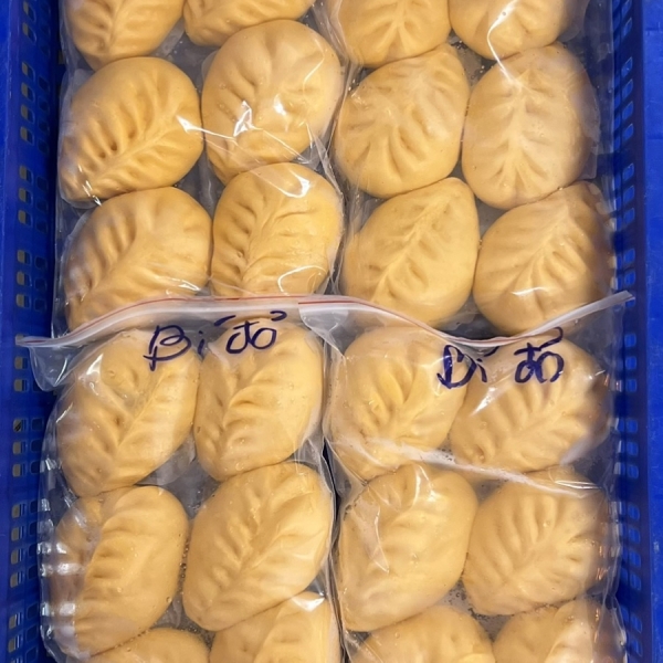 BÁNH BAO NHÂN BÍ ĐỎ( LỚN )